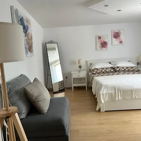 Volmefamily アパート *